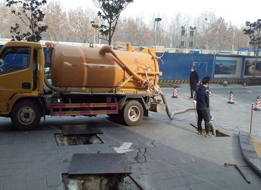 杭州下水道疏通中化粪池清理的流程(图1)