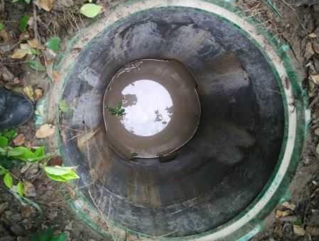江苏管道疏通-要定期清理化粪池