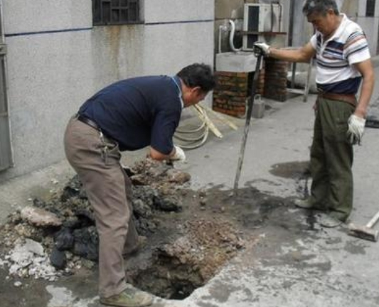 江苏管道疏通-小区厕所下水道堵塞解决方案
